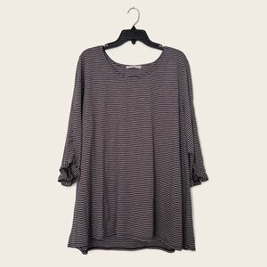 Lee Riders Black & Grey Striped Ruffle Knit Three Quarter Sleeve Top